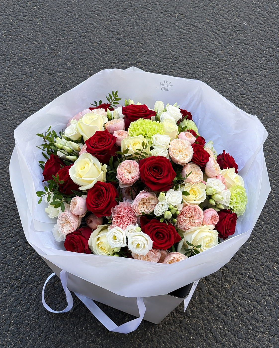 Signature Romance Rose Bouquet