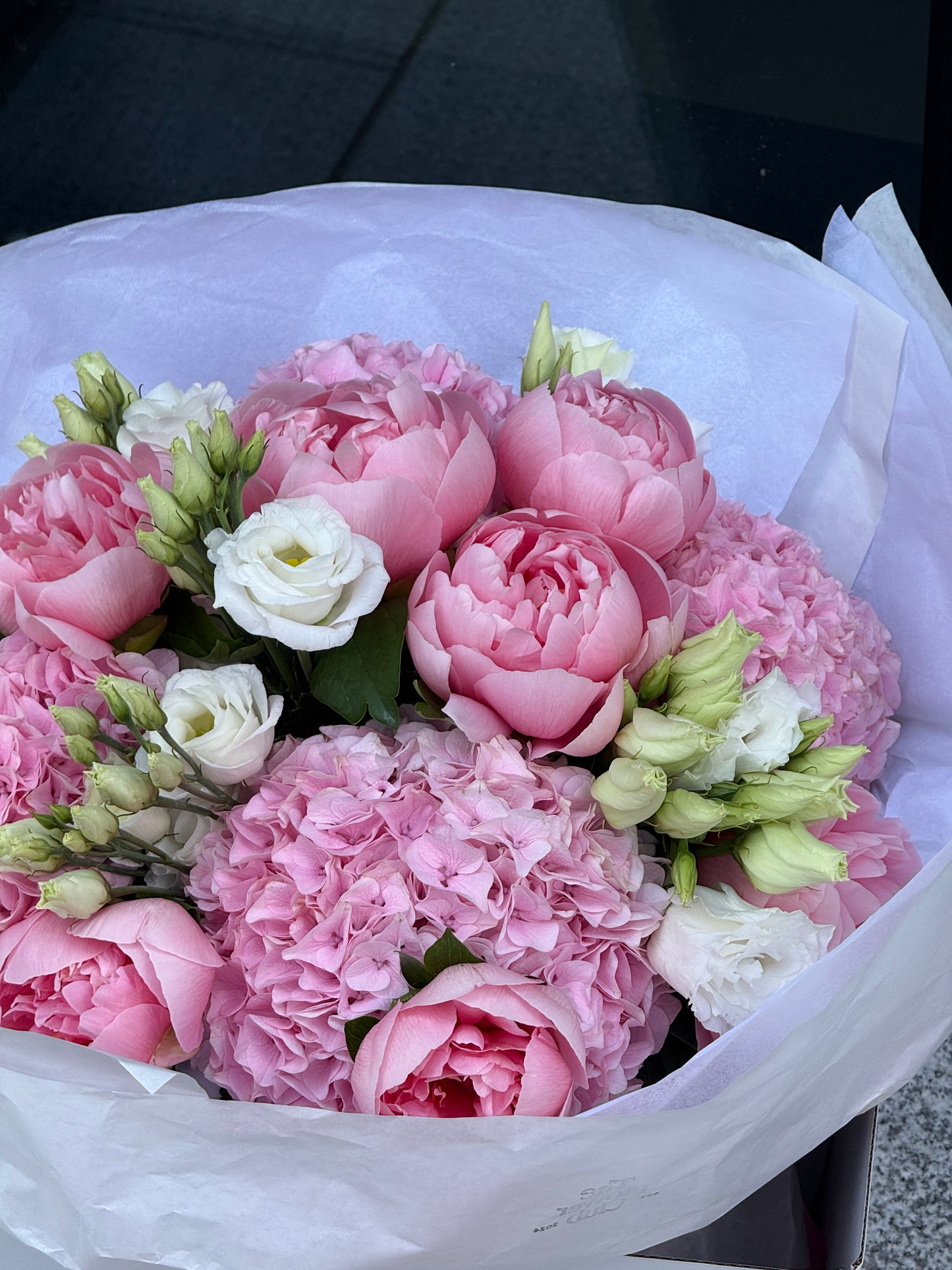 Soft Romance - Peonies & Hydrangea