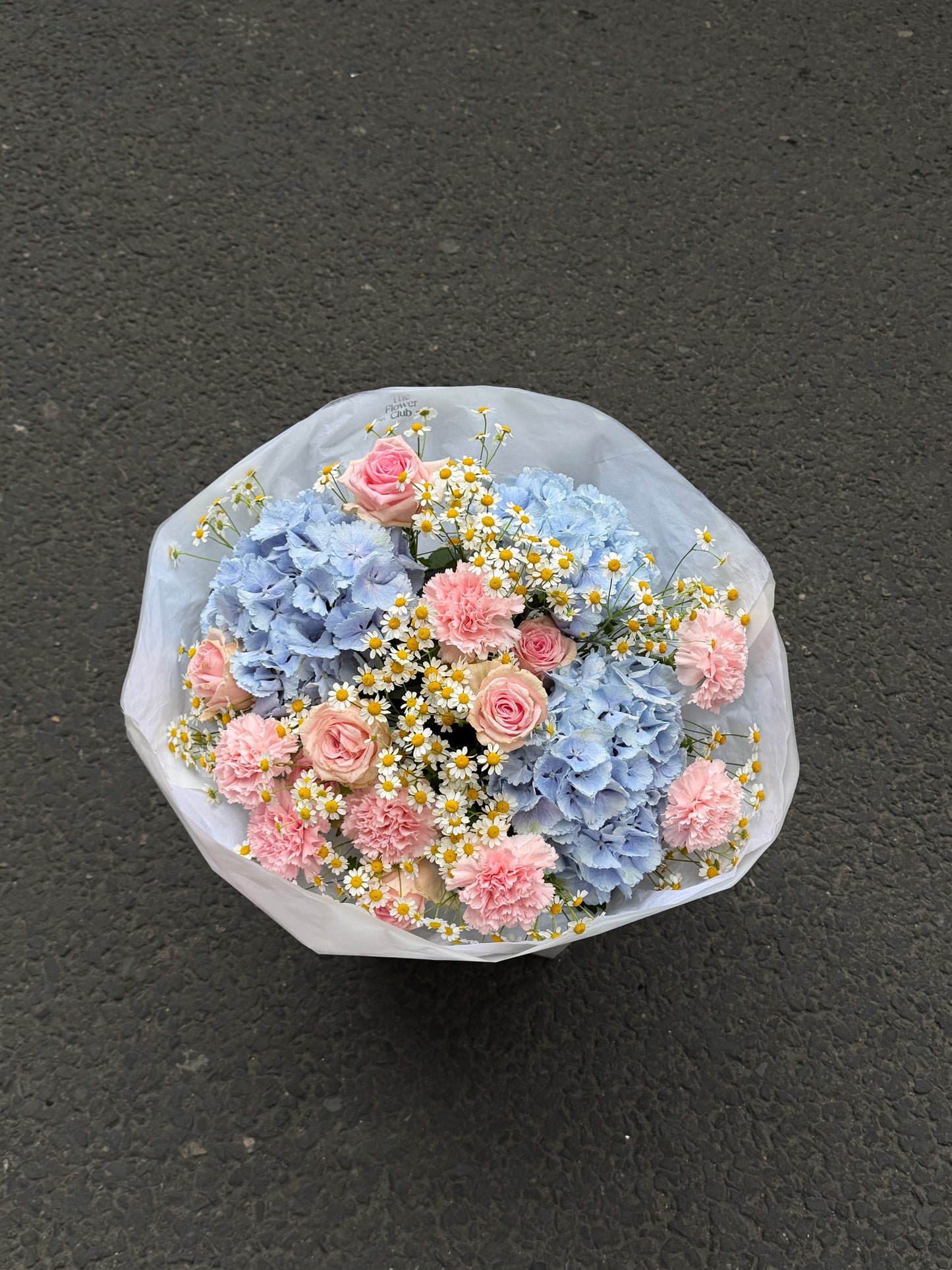 Morning in London Luxury Seasonal Bouquet