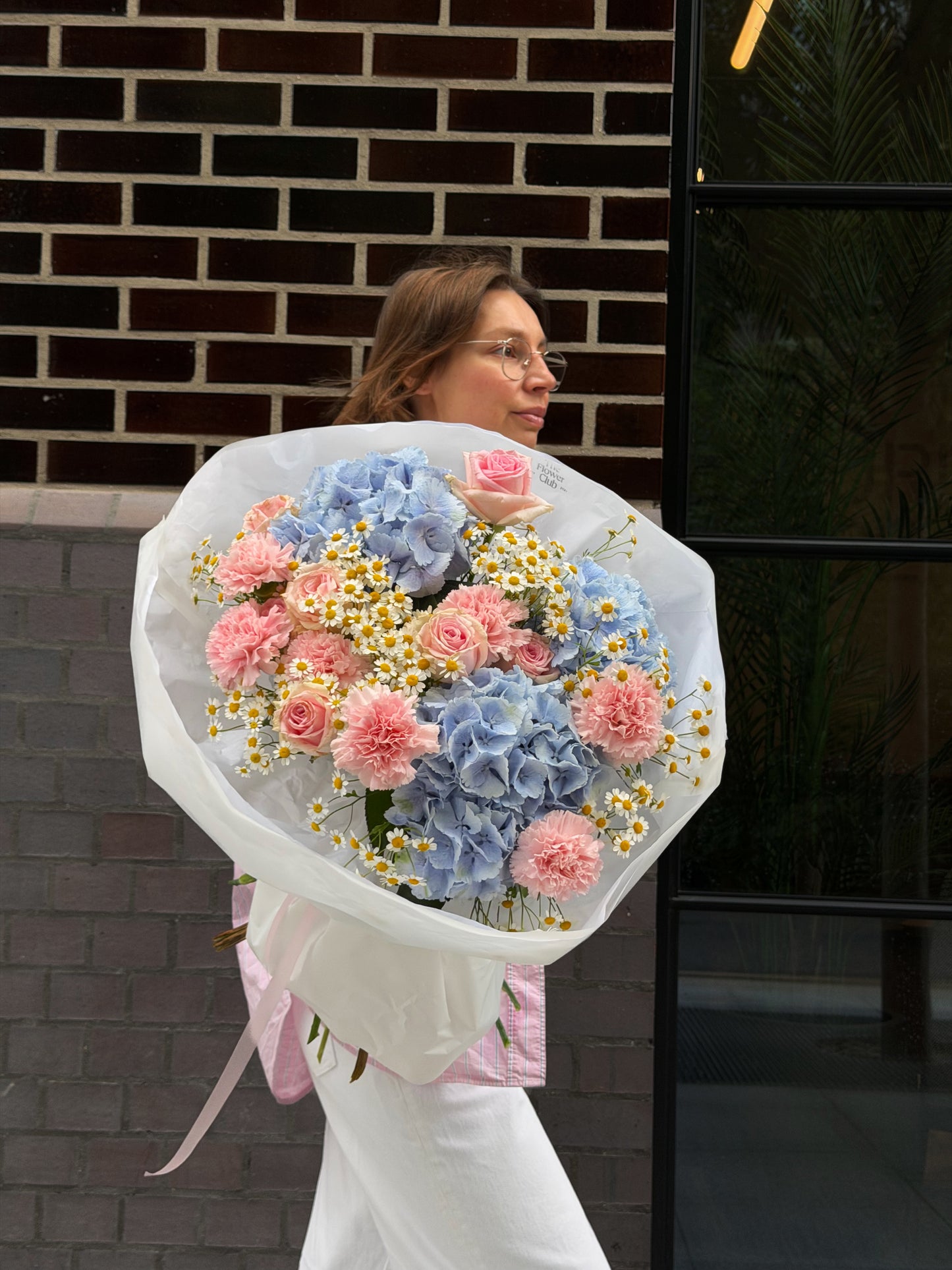 Morning in London Luxury Seasonal Bouquet